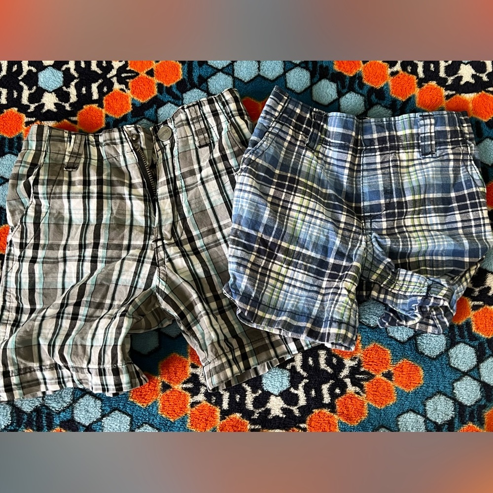 Kenneth Cole & Carters Baby boy paid cotton shorts